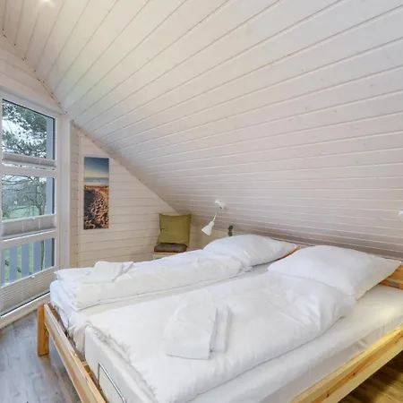 Lovely Home In Krems Iiwarderbrueck With Sauna *