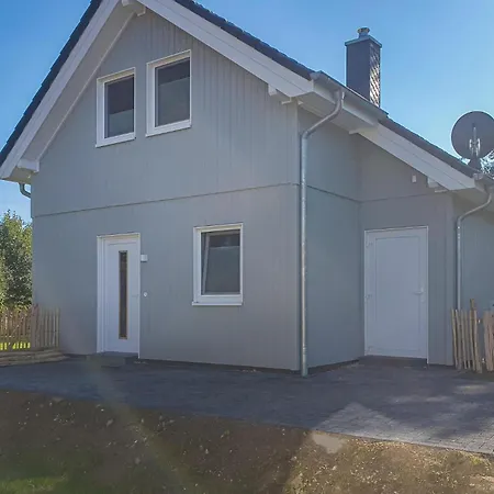 Hébergement de vacances Lovely Home In Krems Iiwarderbrueck With Sauna *